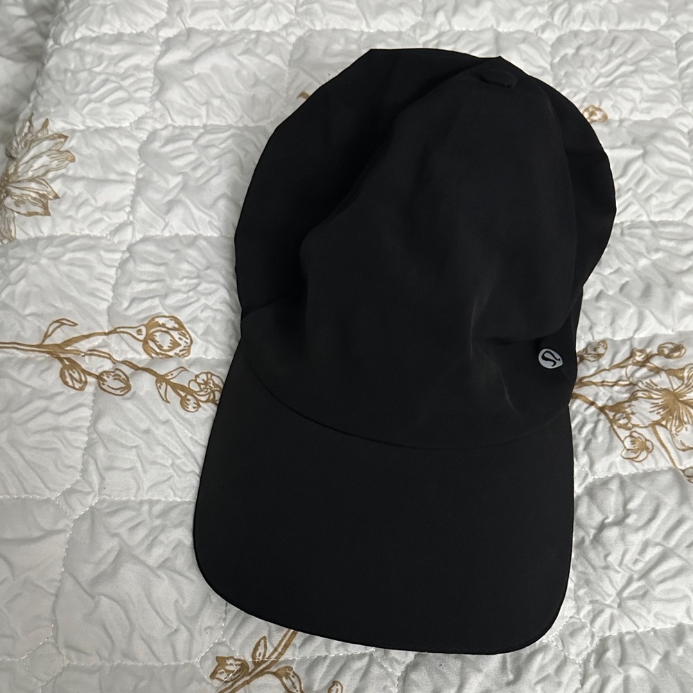 lululemon athletica Black Visor Cap with Reflective Trim